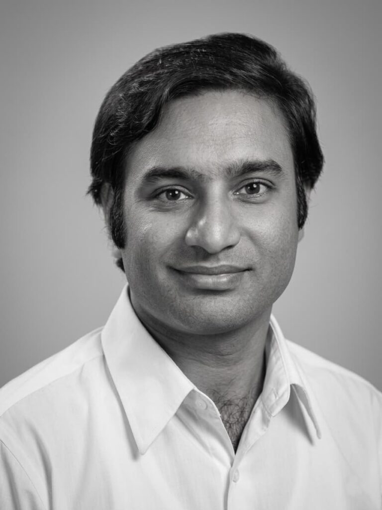 Dr. Sudarshan Dhawan, Reader in Ophthalmology, MGIMS.
