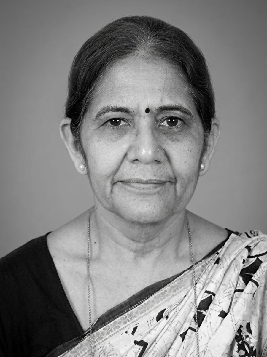 Dr. Shakuntala Chhabra. Professor and Head of Obstetrics and Gynaecology at MGIMS Sevagram. Former Medical Superintendent and Dean. Served the instittue for five decades.