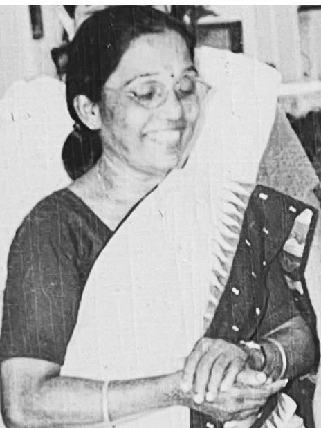 Dr. Swarnalata Samal Portrait of Professor, Department of Obstetrics and Gynaecology. MGIMS Sevagram Tenure: 1 May 1972 - 30 April 2008